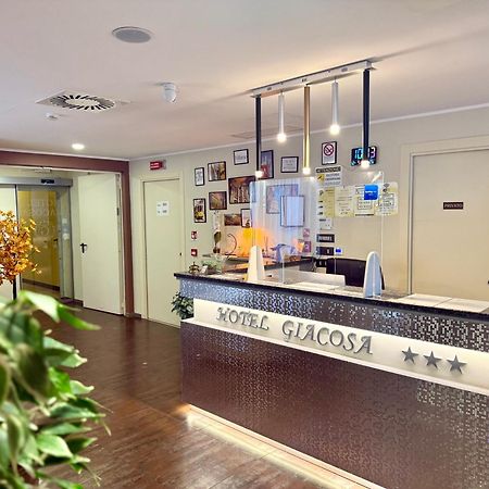 Hotel Giacosa มิลาน ภายนอก รูปภาพ
