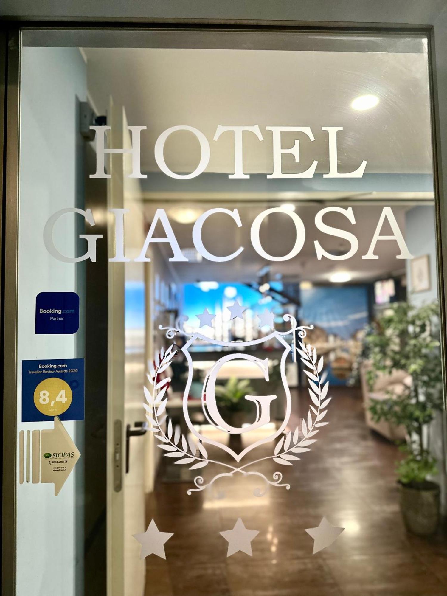 Hotel Giacosa มิลาน ภายนอก รูปภาพ