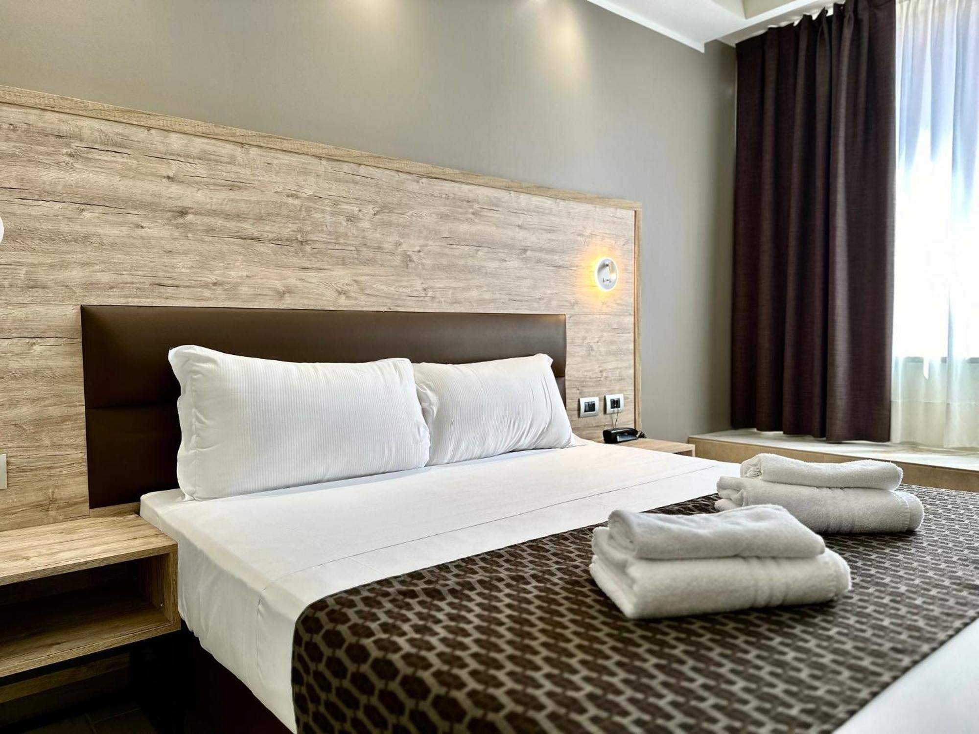 Hotel Giacosa มิลาน ภายนอก รูปภาพ
