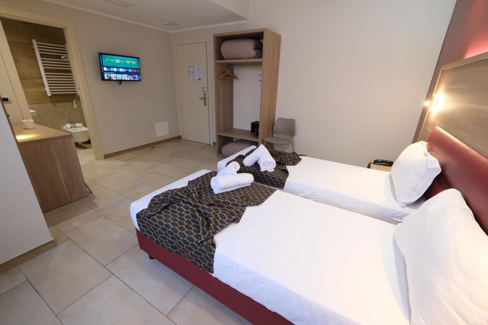 Hotel Giacosa มิลาน ภายนอก รูปภาพ
