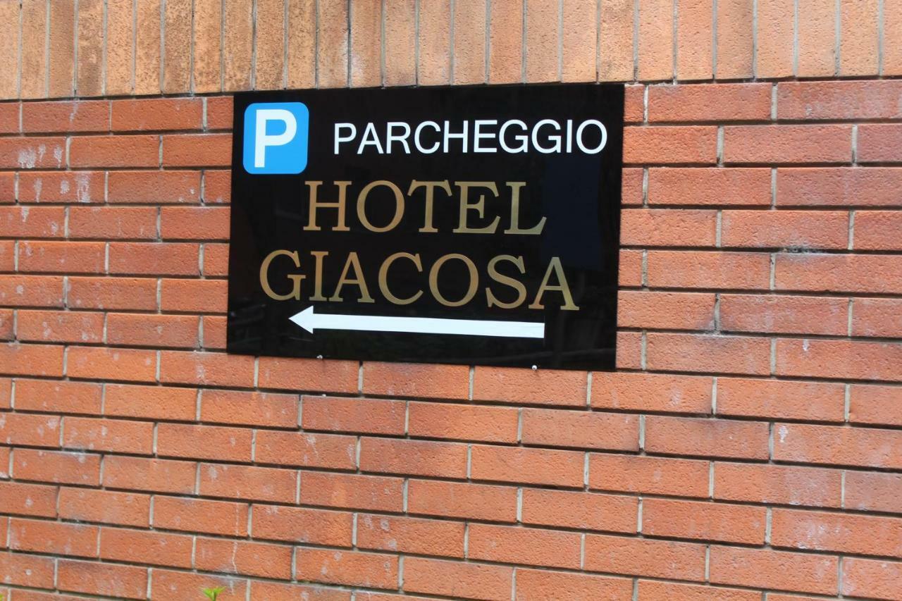 Hotel Giacosa มิลาน ภายนอก รูปภาพ